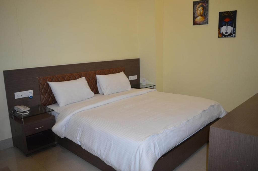 Hotel Sravasti Residency Katra  Exteriér fotografie